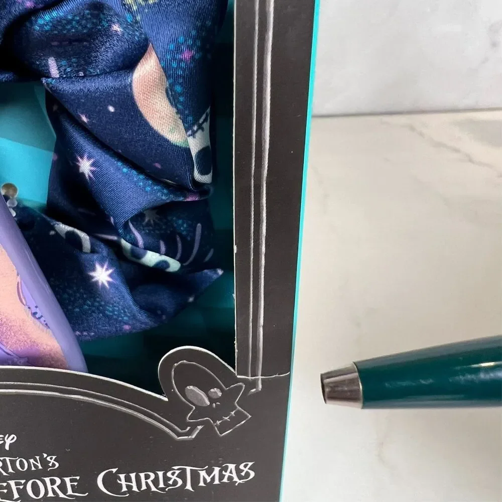 Wet Brush Nightmare Before Christmas Sally Limited Edition Detangler Whimsigoth